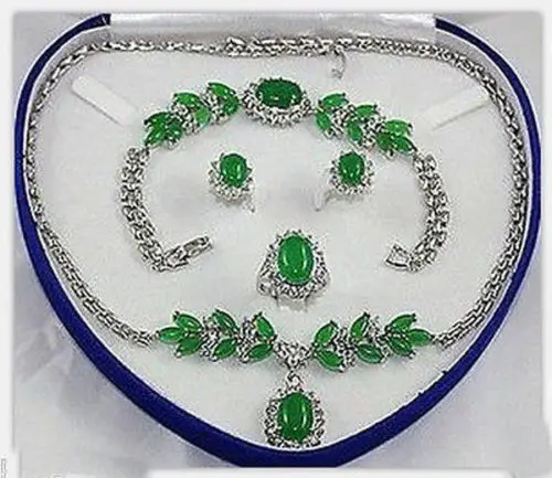FREE shipping> >>>>>Charming Set Jewelry Green Jade Necklace Bracelet Earring Ring (No box)AA15
FREE shipping> >>>>>Charming Set Jewelry Green Jade Necklace Bracelet Earring Ring (No box)AA15