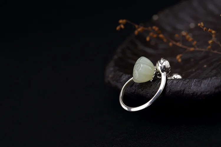S925 sterling silver natural lotus shape inlay open high-end wild wholesale ring
S925 sterling silver natural lotus shape inlay open high-end wild wholesale ring