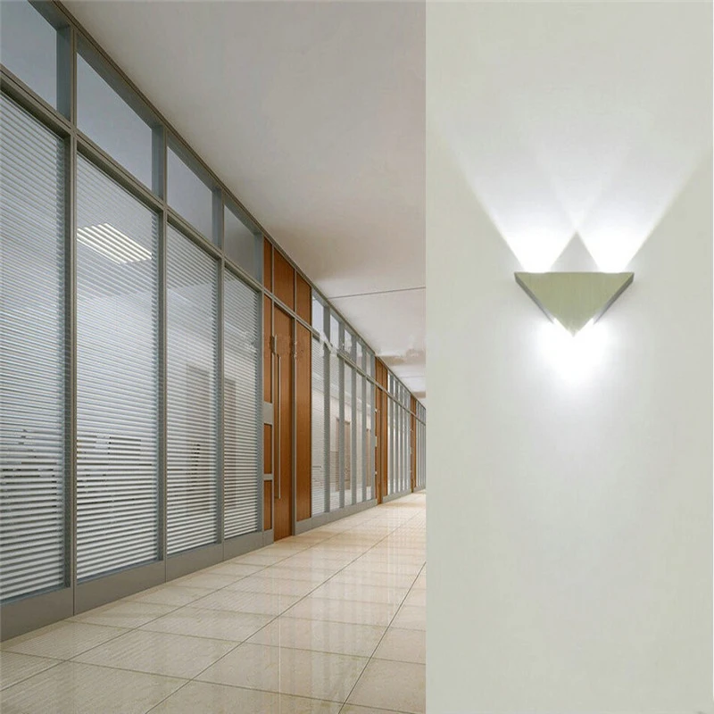 Modern Led Wall Lamp Aluminum Body Triangle Wall Light 3W Bedroom Home Lighting Luminaire Bathroom Light Fixture Wall lamp
Modern Led Wall Lamp Aluminum Body Triangle Wall Light 3W Bedroom Home Lighting Luminaire Bathroom Light Fixture Wall lamp