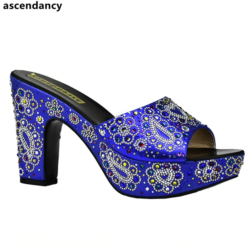 Latest Design African Women Slippers Summer High Heels High Quality African Sandals Heels Pumps Blue Color African Wedding Shoes
Latest Design African Women Slippers Summer High Heels High Quality African Sandals Heels Pumps Blue Color African Wedding Shoes