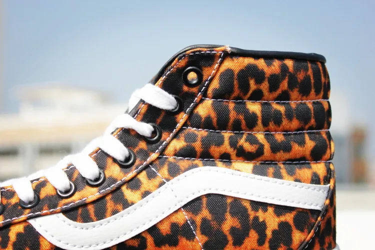 Фургоны классический Slip On 502 Leopard цвет мужчины с низким уровнем верха обуви холст