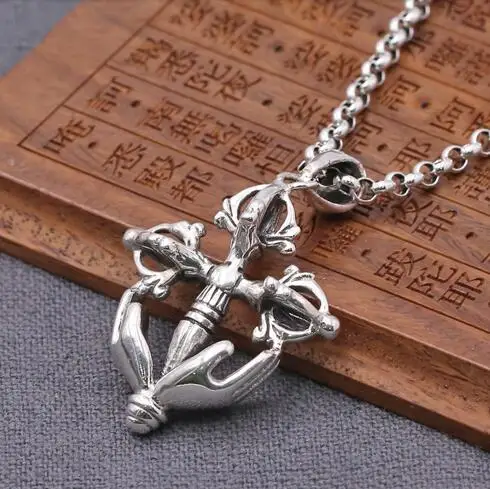 Handcrafted 925 Silver Tibetan Dorje Pendant vintage silver Tibetan Buddha Hand Vajra amulet Pendant Buddhist Dorje Pendant
Handcrafted 925 Silver Tibetan Dorje Pendant vintage silver Tibetan Buddha Hand Vajra amulet Pendant Buddhist Dorje Pendant