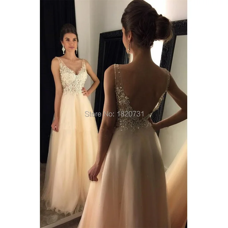 2020 Sexy V-Neck A-line Tulle Backless Long Prom Dresses With Lace Appliques Crystal Beading Evening Gowns Robe De Soiree
2020 Sexy V-Neck A-line Tulle Backless Long Prom Dresses With Lace Appliques Crystal Beading Evening Gowns Robe De Soiree
