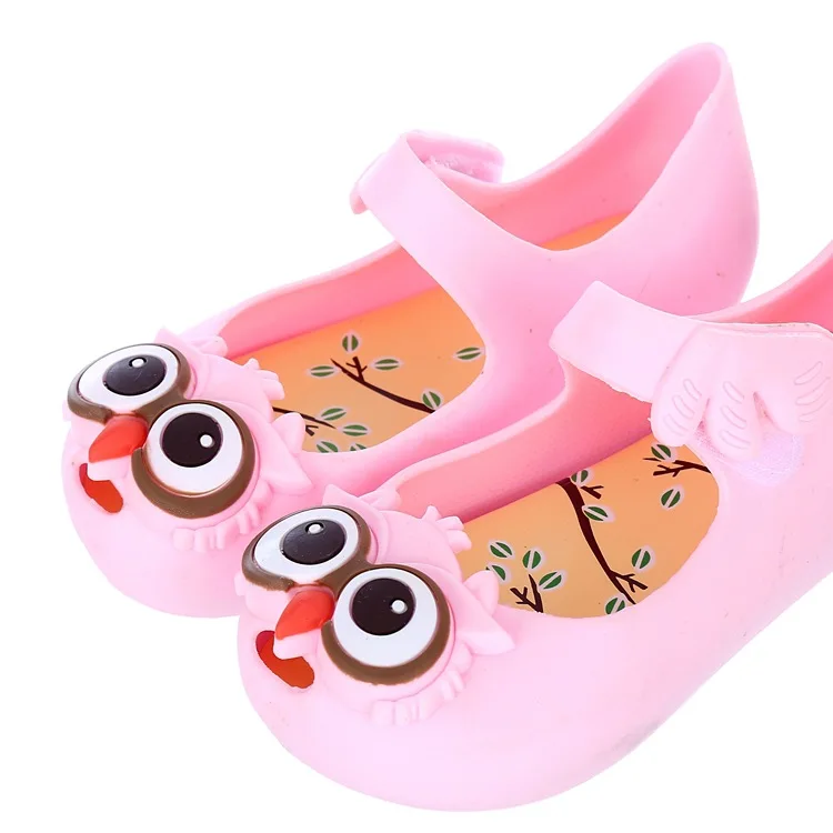 new style SANDAL Girls Belt Shoes Owl ornament Rubber cute Sandal PVC Soft leather girls shoes Flat heel kids sandal
new style SANDAL Girls Belt Shoes Owl ornament Rubber cute Sandal PVC Soft leather girls shoes Flat heel kids sandal