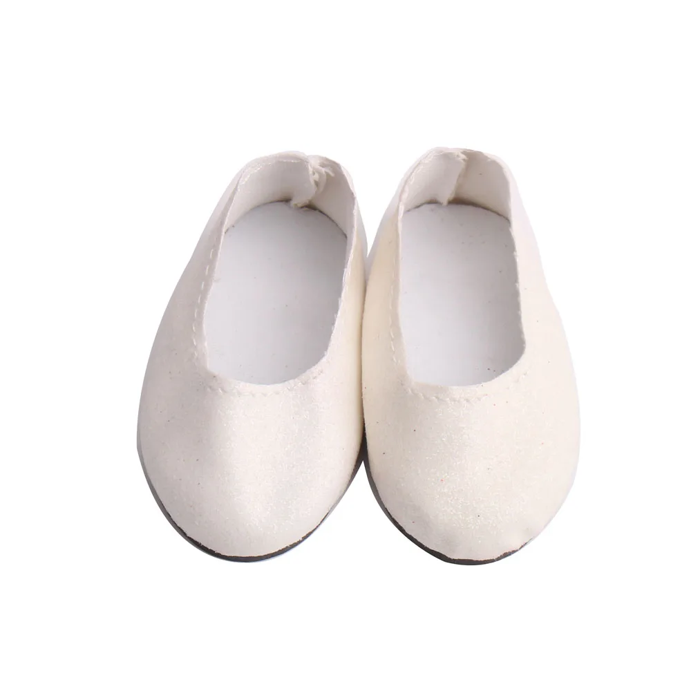 Small white sequined shoes are perfect for an 18-inch girl dolls accessory for your child's birthday s82
Small white sequined shoes are perfect for an 18-inch girl dolls accessory for your child's birthday s82