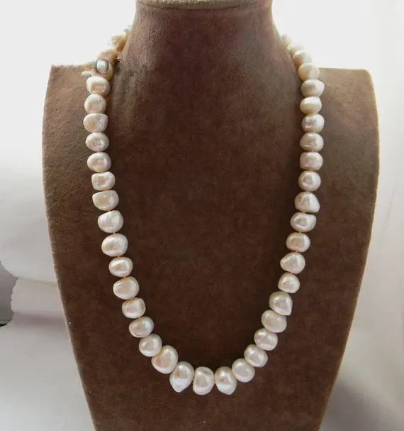 Unique Pearls jewellery Store 20inches Big Size Pearl Necklace White Color Baroque 10-14mm Freshwater Pearl Necklace
Unique Pearls jewellery Store 20inches Big Size Pearl Necklace White Color Baroque 10-14mm Freshwater Pearl Necklace
