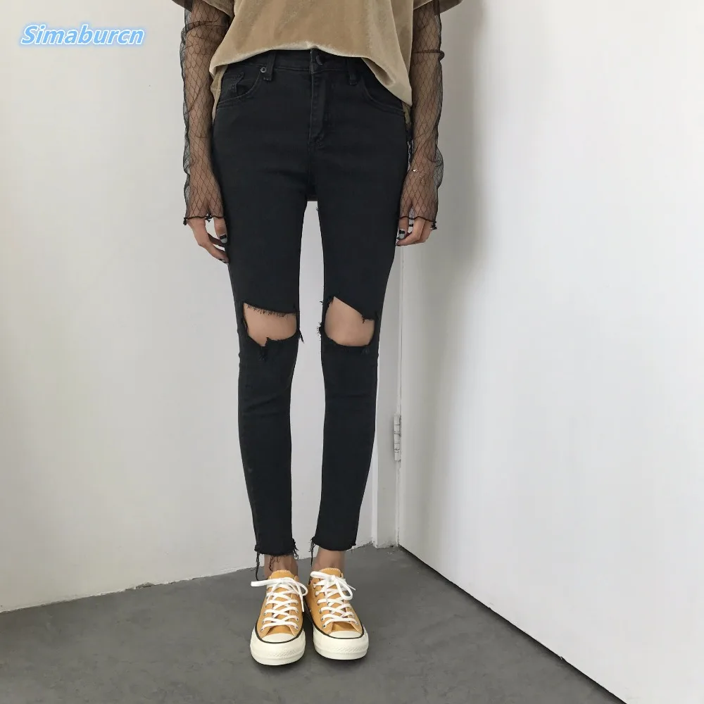 2022 Ladies Black Denim Pants Pencil Casual Brand Summer Middle Waist Jeans Women Fashion Hole Zippers Jeans Pants
2022 Ladies Black Denim Pants Pencil Casual Brand Summer Middle Waist Jeans Women Fashion Hole Zippers Jeans Pants