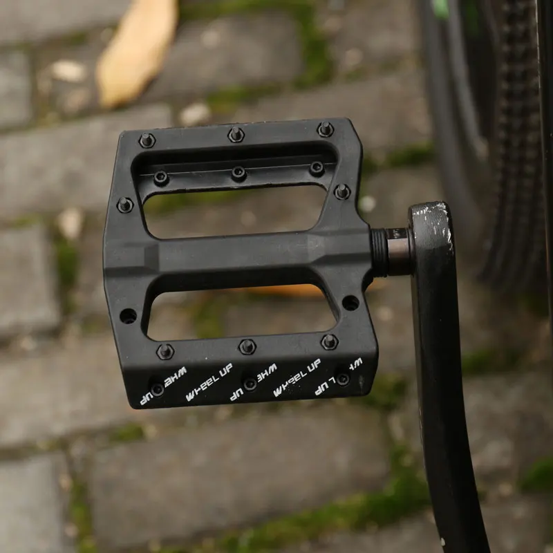 2 Bearings Bicycle Pedal Anti-slip Ultralight CNC MTB Mountain Bike Pedal Sealed Bearing Pedals Bicycle Accessories
2 Bearings Bicycle Pedal Anti-slip Ultralight CNC MTB Mountain Bike Pedal Sealed Bearing Pedals Bicycle Accessories