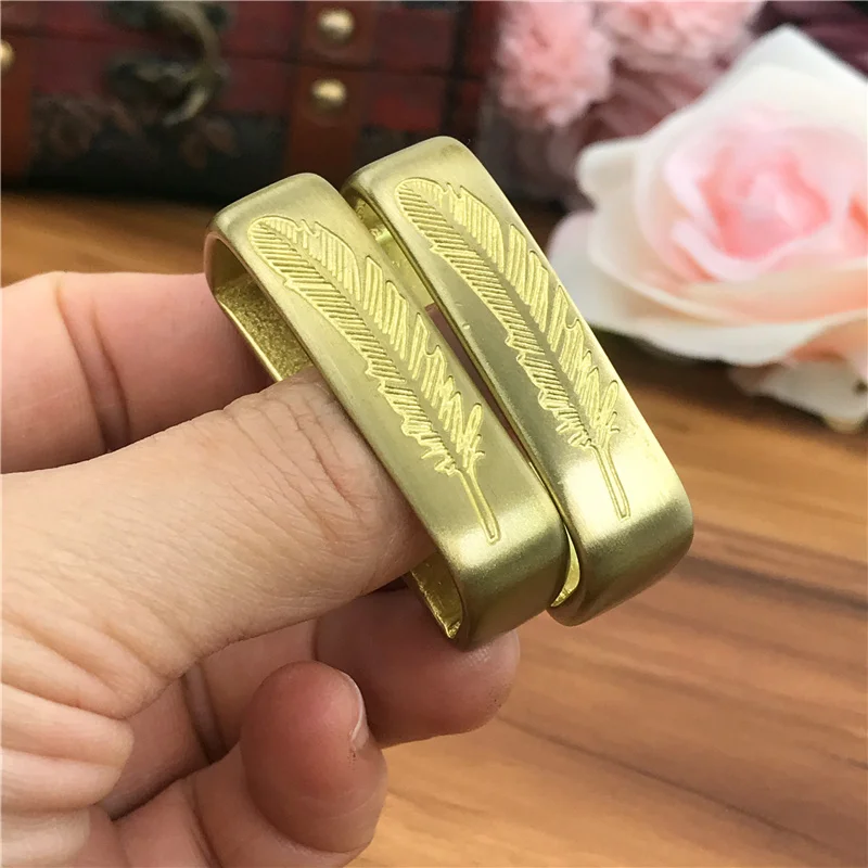 Solid Brass Belt Buckle Loop For Men Belt Luxury DIY Leather Craft Hardware Metal Accessories For leather Belt Men BL0003
Solid Brass Belt Buckle Loop For Men Belt Luxury DIY Leather Craft Hardware Metal Accessories For leather Belt Men BL0003