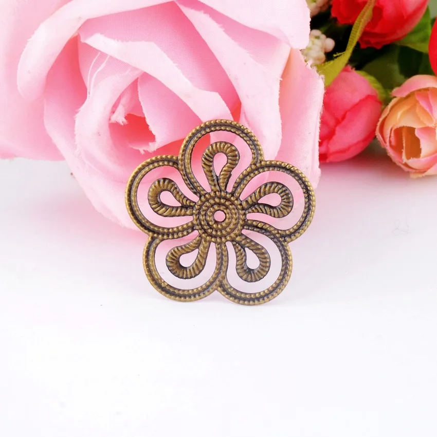 Free shipping Retail 10 Bronze Tone Filigree Wraps Flower Connectors Metal Crafts Gift Decoration DIY Findings 3.5x3.5cm F0329
Free shipping Retail 10 Bronze Tone Filigree Wraps Flower Connectors Metal Crafts Gift Decoration DIY Findings 3.5x3.5cm F0329