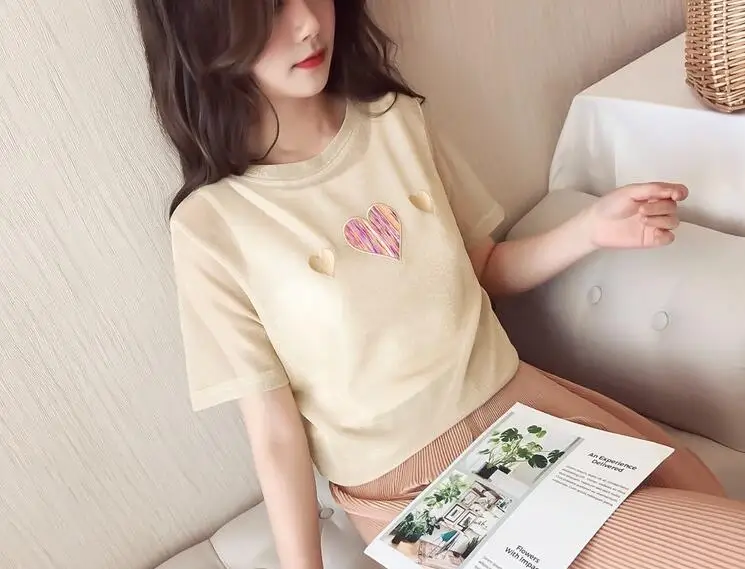 Bright Silk T Shirt Loving Heart Embroidery Tee Harajuku 2022 Summer Short Sleeve O-neck T-shirt Women Causal Tops
Bright Silk T Shirt Loving Heart Embroidery Tee Harajuku 2022 Summer Short Sleeve O-neck T-shirt Women Causal Tops