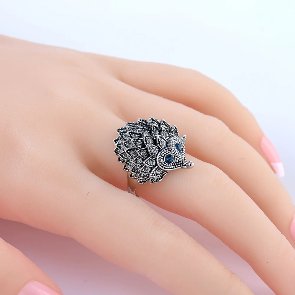 Vintage Punk Ring Unique Carved Antique Silver Hedgehog Lucky Rings for Women Boho Beach European Wedding Party Birthday Jewelry
Vintage Punk Ring Unique Carved Antique Silver Hedgehog Lucky Rings for Women Boho Beach European Wedding Party Birthday Jewelry