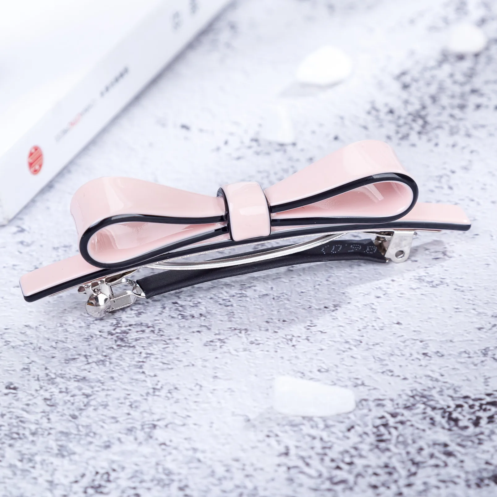 Korean Style Acetate Pink Bowknot Hairclip Handmade Barrette Hair Accessories for Girls by Yinminez
Korean Style Acetate Pink Bowknot Hairclip Handmade Barrette Hair Accessories for Girls by Yinminez