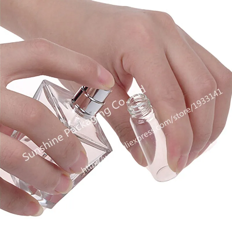 Hot sale 200 x 5ml empty glass spray bottle advanced atomizer, Refillable perfume bottles atomizing spray Liquid Container
Hot sale 200 x 5ml empty glass spray bottle advanced atomizer, Refillable perfume bottles atomizing spray Liquid Container