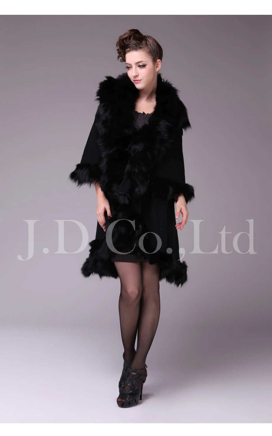 Winter Women's Pashmina Shawls Fox Fur Trimming Lady Cloak Wraps Bridal Party Capes VF0567
Winter Women's Pashmina Shawls Fox Fur Trimming Lady Cloak Wraps Bridal Party Capes VF0567