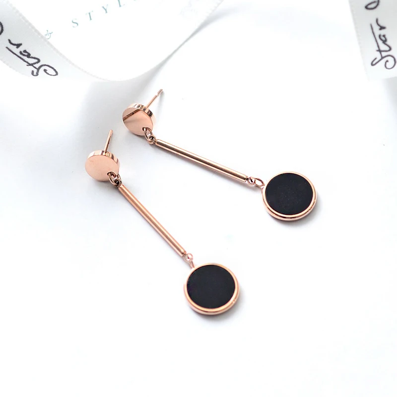 YUNRUO Vintage Black Round Stud Earring Titanium Steel Rose Gold Color Jewelry Woman Girl Fashion Accessories Gift Wholesale
YUNRUO Vintage Black Round Stud Earring Titanium Steel Rose Gold Color Jewelry Woman Girl Fashion Accessories Gift Wholesale