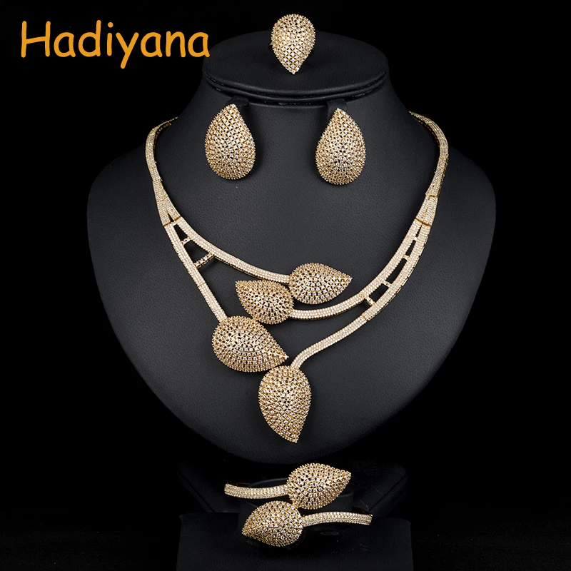 Hadiyana Hotsale African 4pcs Bridal Jewelry Sets New Fashion Dubai Jewelry Set For Women Wedding Party Accessories Design 1536W
Hadiyana Hotsale African 4pcs Bridal Jewelry Sets New Fashion Dubai Jewelry Set For Women Wedding Party Accessories Design 1536W