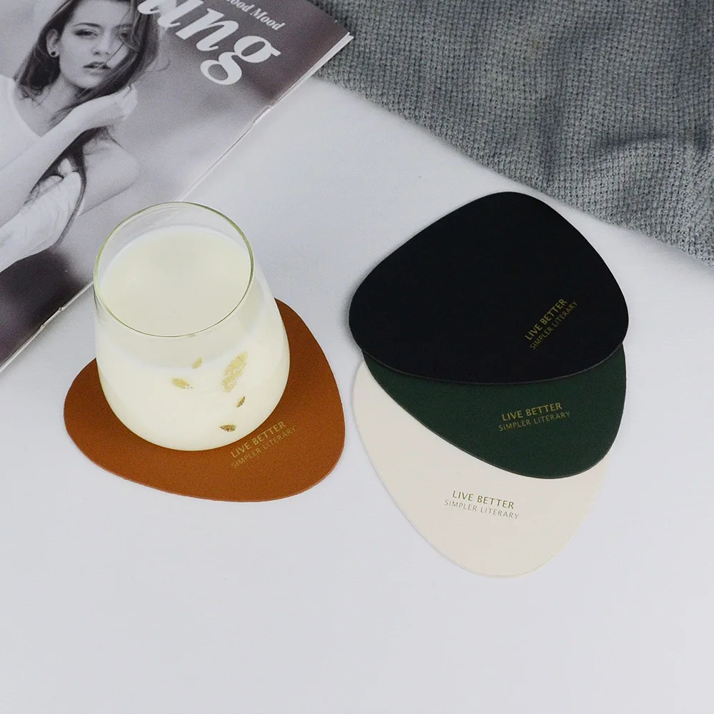 Chic Leather Coaster Oval Cup Mat Gold Gold Plating Letter Waterproof Heat Insulation Pad Hot Drink Holder Desktop Decor 1pc
Chic Leather Coaster Oval Cup Mat Gold Gold Plating Letter Waterproof Heat Insulation Pad Hot Drink Holder Desktop Decor 1pc