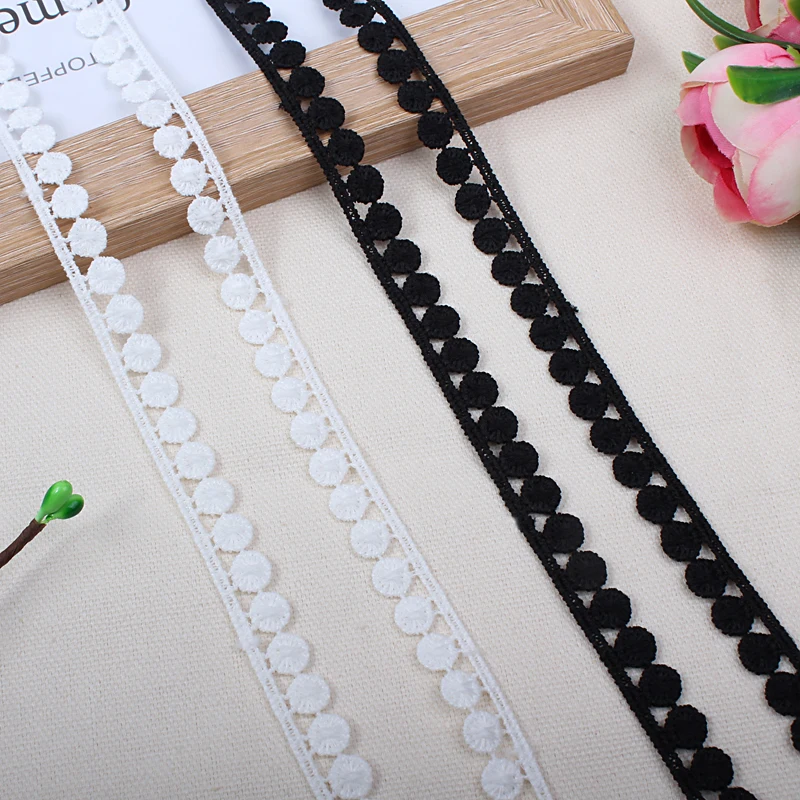 14yards/lot width 1.1cm water soluble lace Trim fabric DIY sewing doll dress curtain sofa home decoration accessories.
14yards/lot width 1.1cm water soluble lace Trim fabric DIY sewing doll dress curtain sofa home decoration accessories.