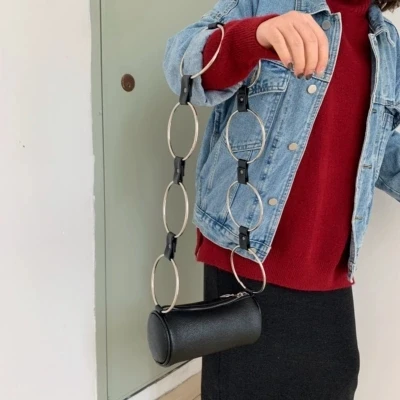 NEW Fashion Women Leather Messenger Bag ring Handbag Ladies Small Crossbody Bags Women Famous Brands Designers Shoulder Bags
NEW Fashion Women Leather Messenger Bag ring Handbag Ladies Small Crossbody Bags Women Famous Brands Designers Shoulder Bags