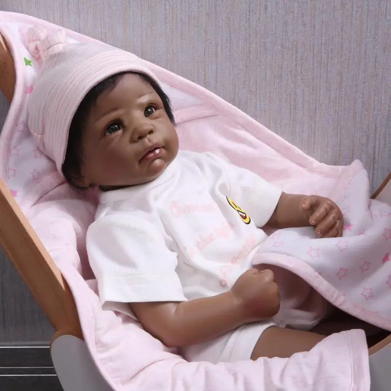 Оригинальная кукла NPK Reborn silicone reborn baby, черные куклы, игрушки для детей, подарок 55 см, bebe realisitc reborn bonecas menina
Оригинальная кукла NPK Reborn silicone reborn baby, черные куклы, игрушки для детей, подарок 55 см, bebe realisitc reborn bonecas menina