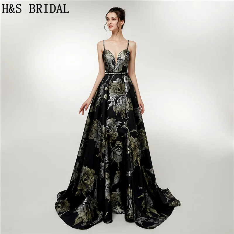 H&S BRIDAL Vintage long prom dresses black flower printed evening prom gowns sleeveless elegant formal dresses
H&S BRIDAL Vintage long prom dresses black flower printed evening prom gowns sleeveless elegant formal dresses
