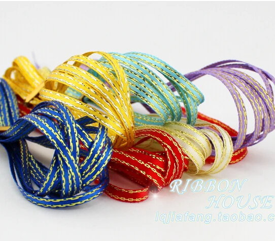 (10meters/lot) 1/8'' (3mm) Gold Edge Satin ribbons wholesale gift wrapping decoration Christmas party Gift packaging ribbons
(10meters/lot) 1/8'' (3mm) Gold Edge Satin ribbons wholesale gift wrapping decoration Christmas party Gift packaging ribbons
