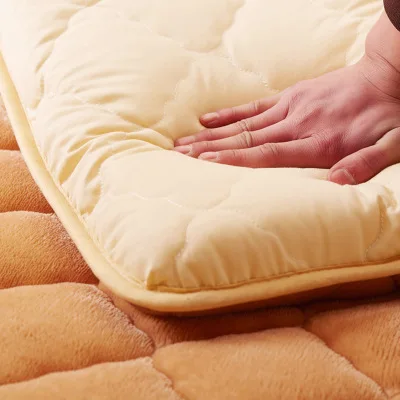 Thicker flannel mattress single double floor mat or 1.5 meters and 1.8m bed lazy warm mattress in winter
Thicker flannel mattress single double floor mat or 1.5 meters and 1.8m bed lazy warm mattress in winter