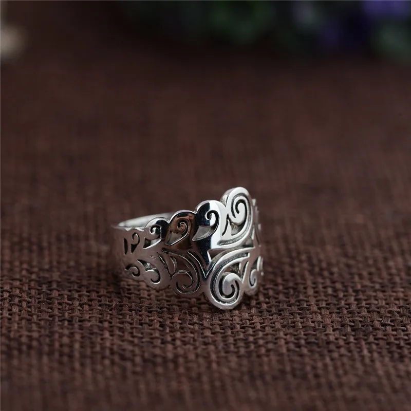 BESTLYBUY 925 Sterling Silver Hollow Flower Open Rings for Women Lady Party Gift Thai Silver Retro Fashion Jewelry
BESTLYBUY 925 Sterling Silver Hollow Flower Open Rings for Women Lady Party Gift Thai Silver Retro Fashion Jewelry