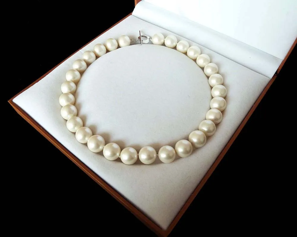 AAA+ Jewelry Rare Huge 12mm Genuine South Sea Cream White Shell Pearl Necklace Heart Clasp 18'' Chain 925 Sterling
AAA+ Jewelry Rare Huge 12mm Genuine South Sea Cream White Shell Pearl Necklace Heart Clasp 18'' Chain 925 Sterling
