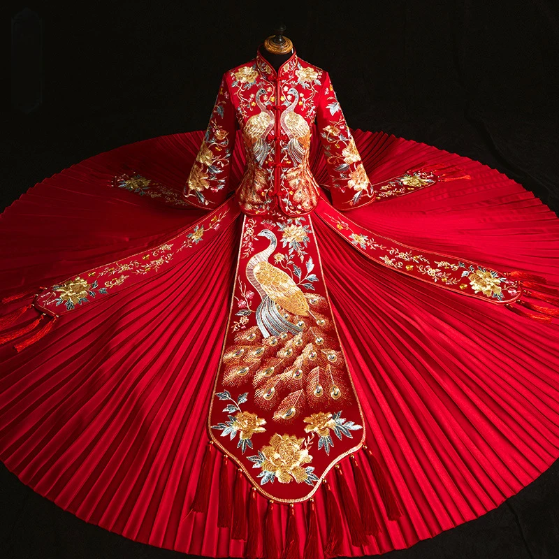 Oriental Asian Bride beauty Chinese traditional Wedding Dress Women Red Floral Embroidery Cheongsam Robe Long Party Qipao style
Oriental Asian Bride beauty Chinese traditional Wedding Dress Women Red Floral Embroidery Cheongsam Robe Long Party Qipao style
