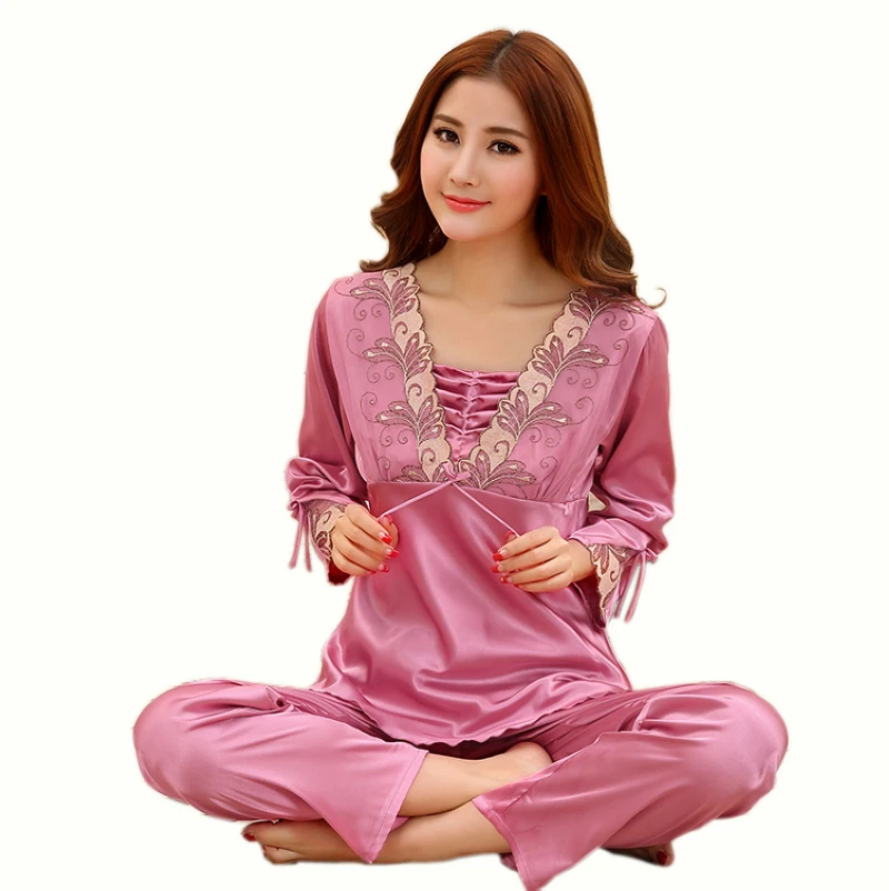 2017 Women Sexy Slim Silk Sleepwear Pajamas Set Home Lounge Pullover Lace Embroideried Satin Pajamas Set Spring Autumn Pajamas
2017 Women Sexy Slim Silk Sleepwear Pajamas Set Home Lounge Pullover Lace Embroideried Satin Pajamas Set Spring Autumn Pajamas