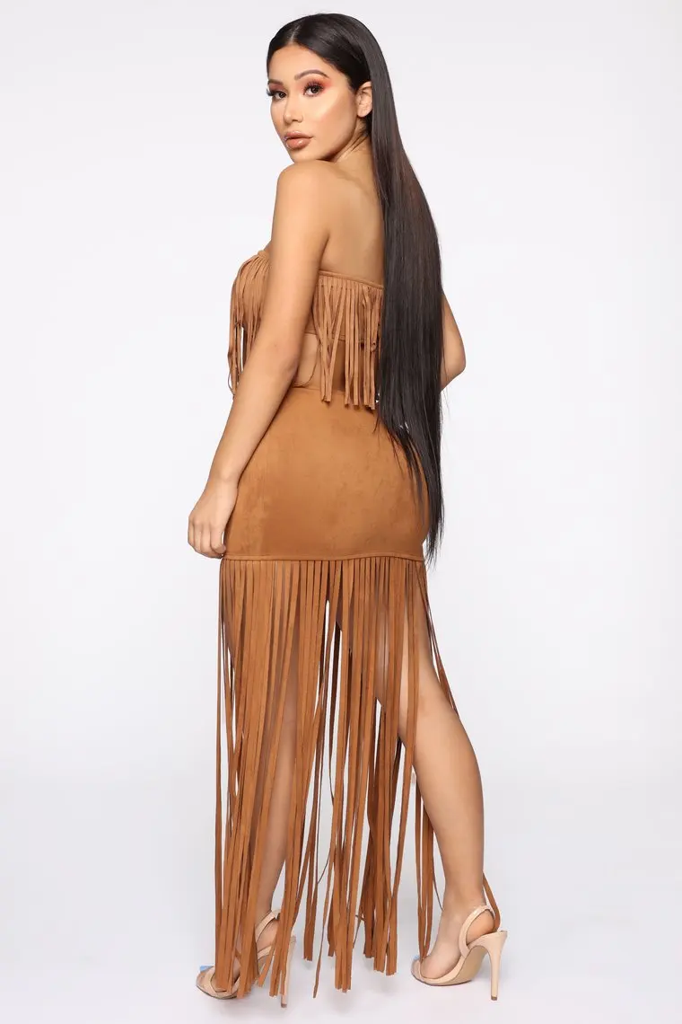 Summer Hot Sale Novelty Sexy Style Women 2 Piece Set Sleeveless Top Hollow Out Tassel Maxi Skirts Slim Set
Summer Hot Sale Novelty Sexy Style Women 2 Piece Set Sleeveless Top Hollow Out Tassel Maxi Skirts Slim Set