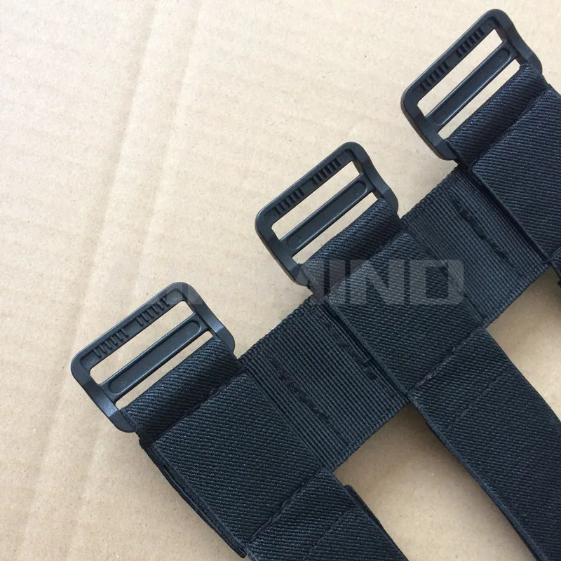 8 cartridges Tactical belts pouches molle Hunting bags holsters Ammo Shell Holder Carrier Shooters Mag Pouch bandolier gun Nylon
8 cartridges Tactical belts pouches molle Hunting bags holsters Ammo Shell Holder Carrier Shooters Mag Pouch bandolier gun Nylon