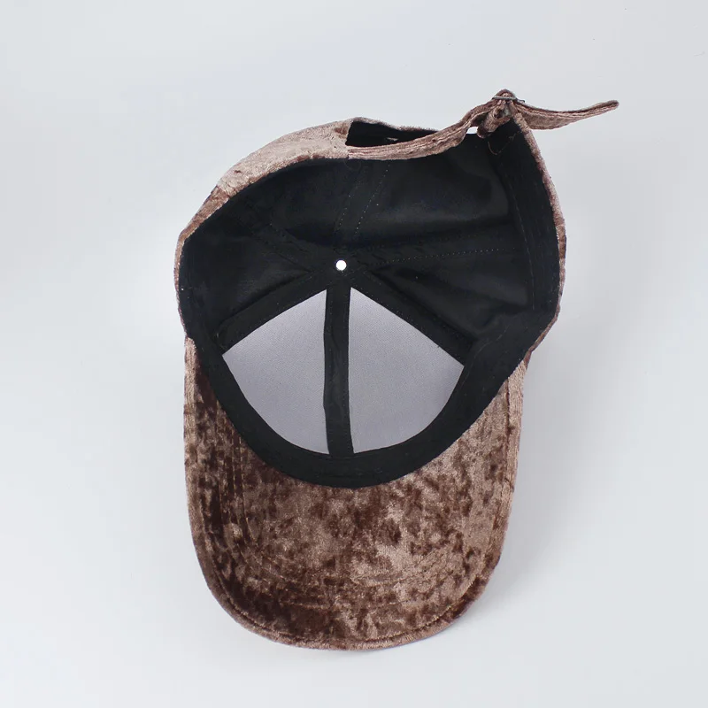 Men Women New Faux Velvet Baseball Cap Women Plain Black Snapback Men Winter Fashion Pure Caps Flat Dad Hats Hip Hop Dad Hats
Men Women New Faux Velvet Baseball Cap Women Plain Black Snapback Men Winter Fashion Pure Caps Flat Dad Hats Hip Hop Dad Hats