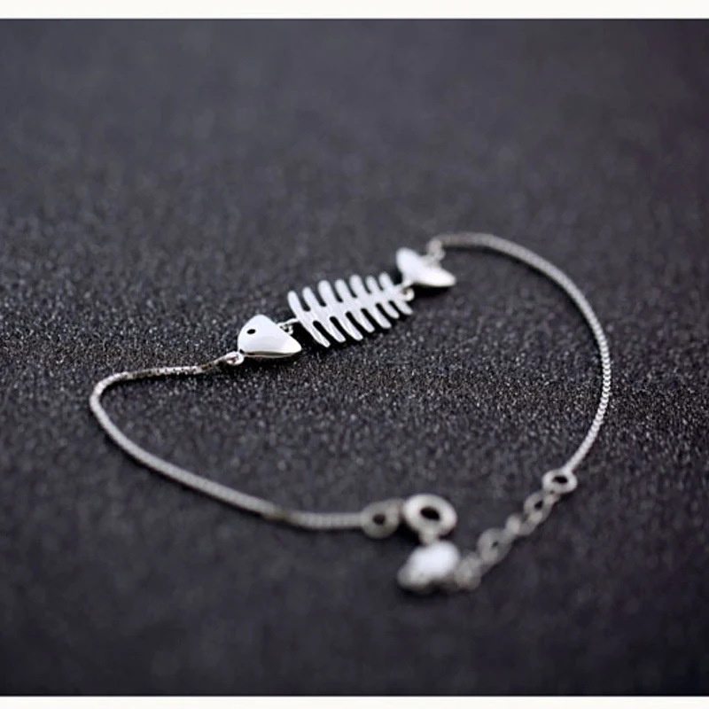 925 Sterling SV New Fashion Personality Fish Bone Bracelet SV Jewelry for women's fashion gifts
925 Sterling SV New Fashion Personality Fish Bone Bracelet SV Jewelry for women's fashion gifts