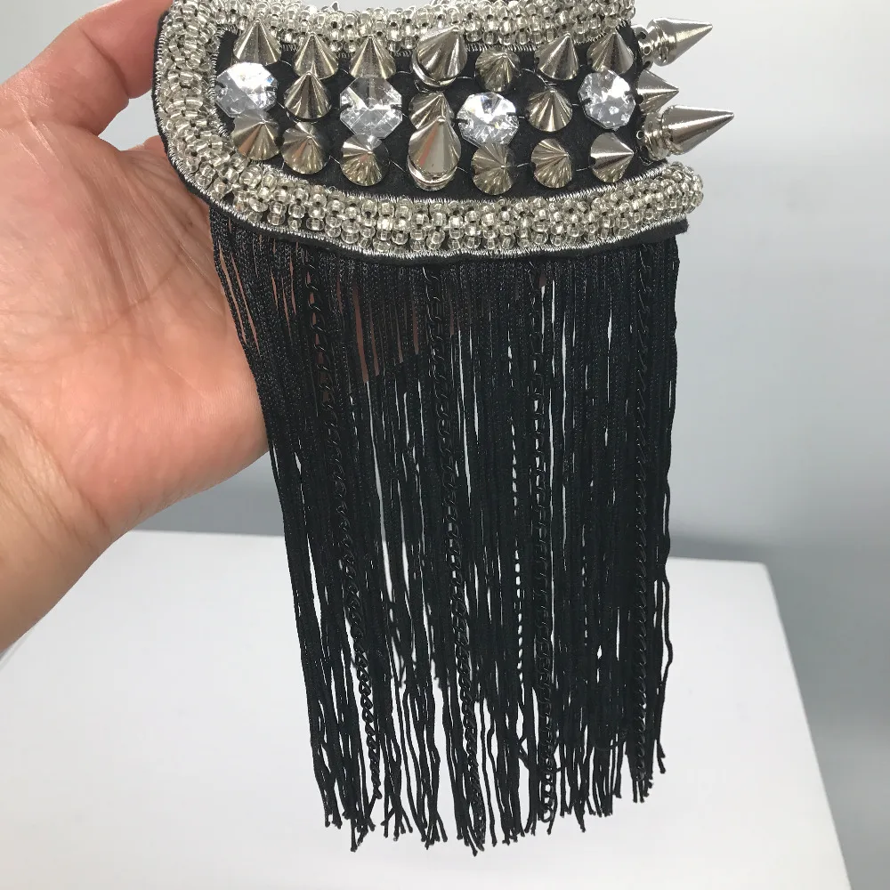 New 2017 tassel large epaulet/epaulettes fringe/charretera/performance kpop acessorios women costume jewelry wholesale/epolet
New 2017 tassel large epaulet/epaulettes fringe/charretera/performance kpop acessorios women costume jewelry wholesale/epolet