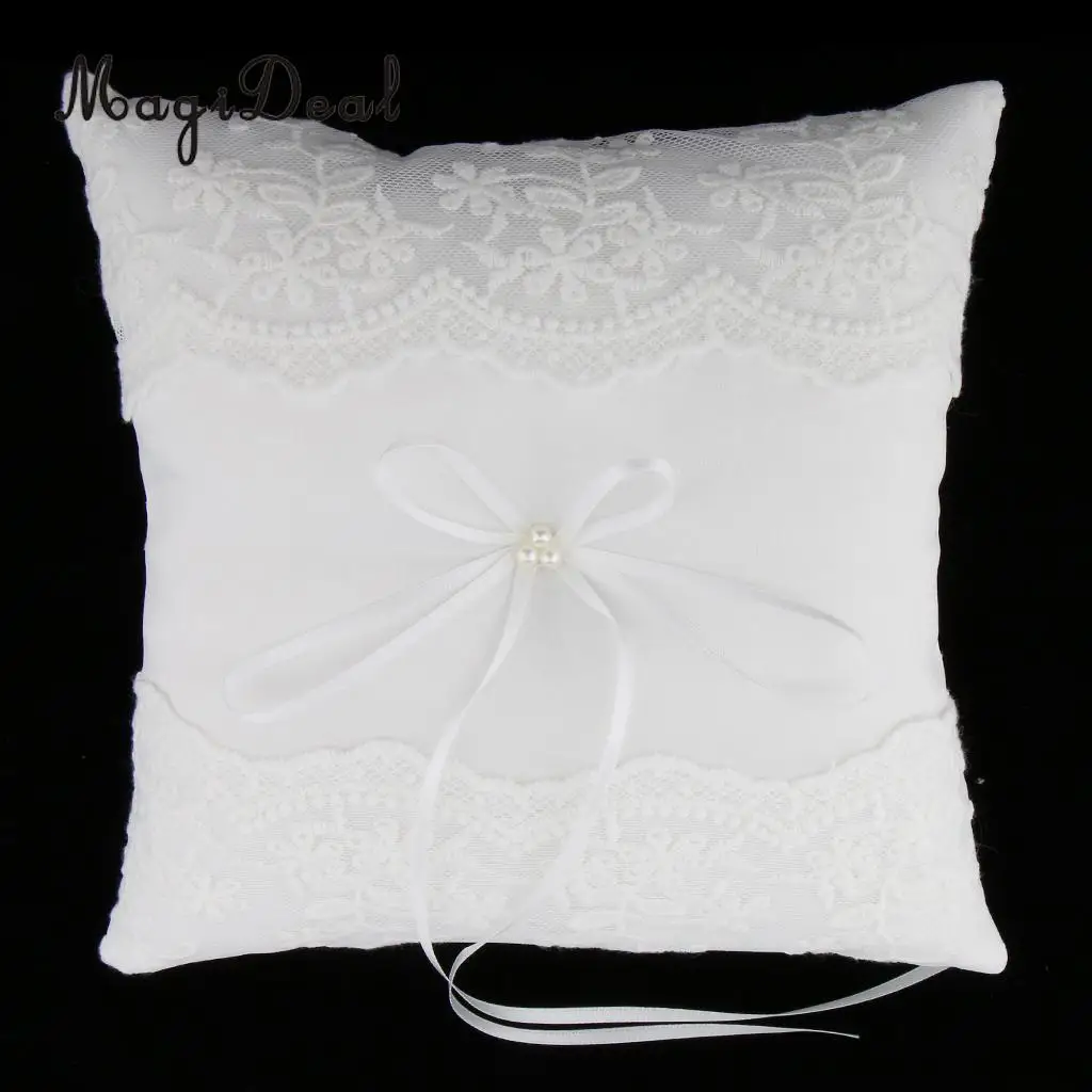 

MagiDeal Delicate Wedding Ceremony Party Pearls Lace Ring Pillow Cushion Bearer for Engagement Marriage Proposal Decor White