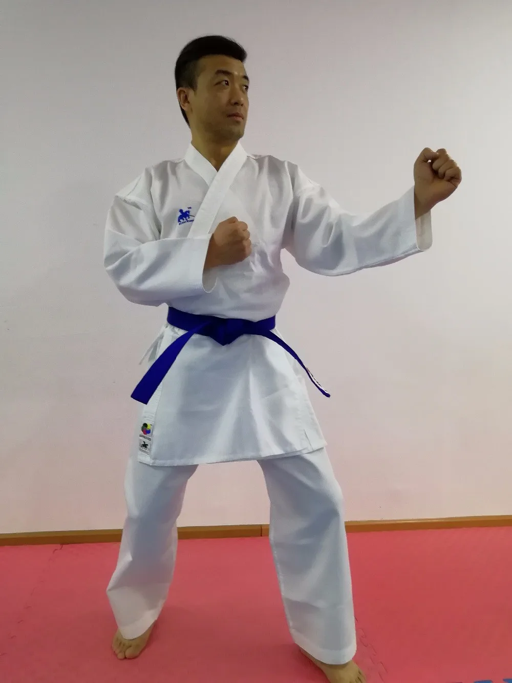 WKF approved Karate Kumite GI SILENT KNIGHT brand stripe lines quality for beginners to practice matches GI
WKF approved Karate Kumite GI SILENT KNIGHT brand stripe lines quality for beginners to practice matches GI
