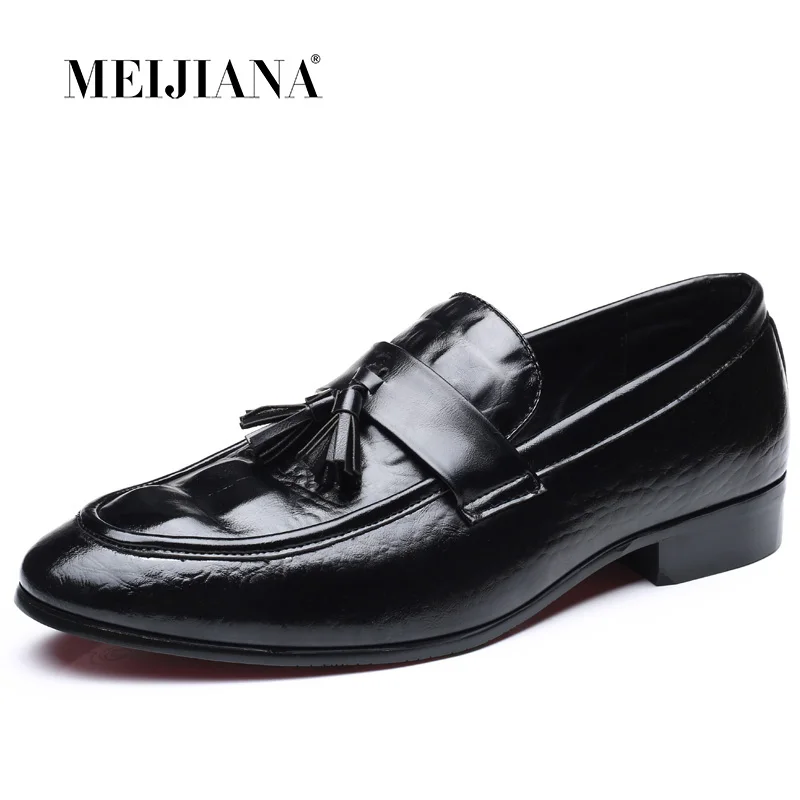 MEIJIANA New Fashion Handmade Mens Loafers Shoes Pu Leather Comfortable Moccasins Men 2018 Casual Shoes Loafers Big Size 38-47
MEIJIANA New Fashion Handmade Mens Loafers Shoes Pu Leather Comfortable Moccasins Men 2018 Casual Shoes Loafers Big Size 38-47