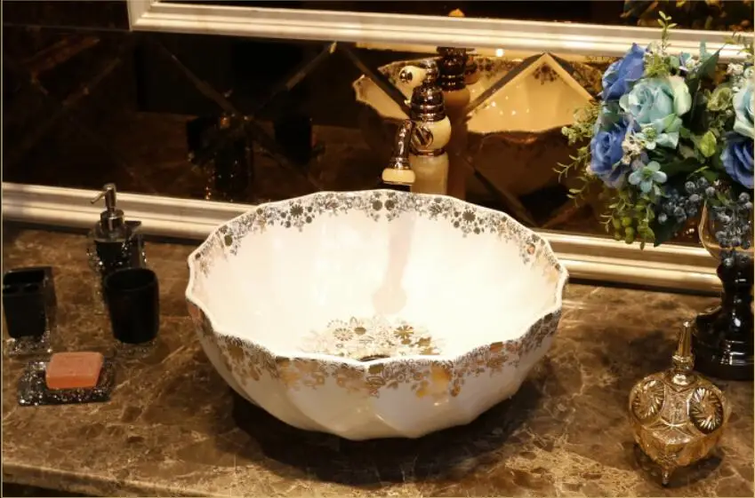 Bathroom Porcelain Vanity North Europe Style Vessel Sink Ceramic Ancient Counter top Washbasin XR69-255
Bathroom Porcelain Vanity North Europe Style Vessel Sink Ceramic Ancient Counter top Washbasin XR69-255