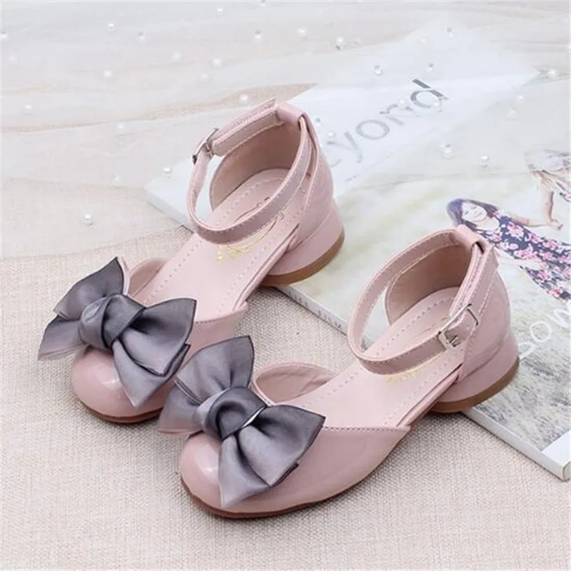 New Children Party Dance Shoes Girls Sandals Baby Princess Soft Leather Bowtie High Heel Toddler Student Kids Shoes 018
New Children Party Dance Shoes Girls Sandals Baby Princess Soft Leather Bowtie High Heel Toddler Student Kids Shoes 018