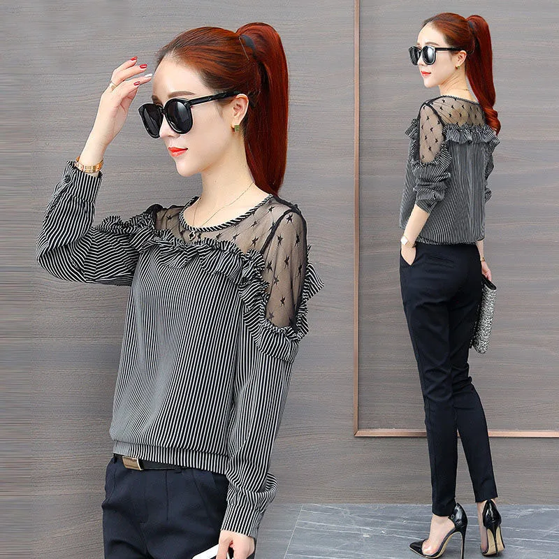Femininas Blusas Women Sexy Lace Blouses Spring Fashion See Through Sheer Mesh Shirt Tops Woman Long Sleeve Black Blusa DD2452
Femininas Blusas Women Sexy Lace Blouses Spring Fashion See Through Sheer Mesh Shirt Tops Woman Long Sleeve Black Blusa DD2452