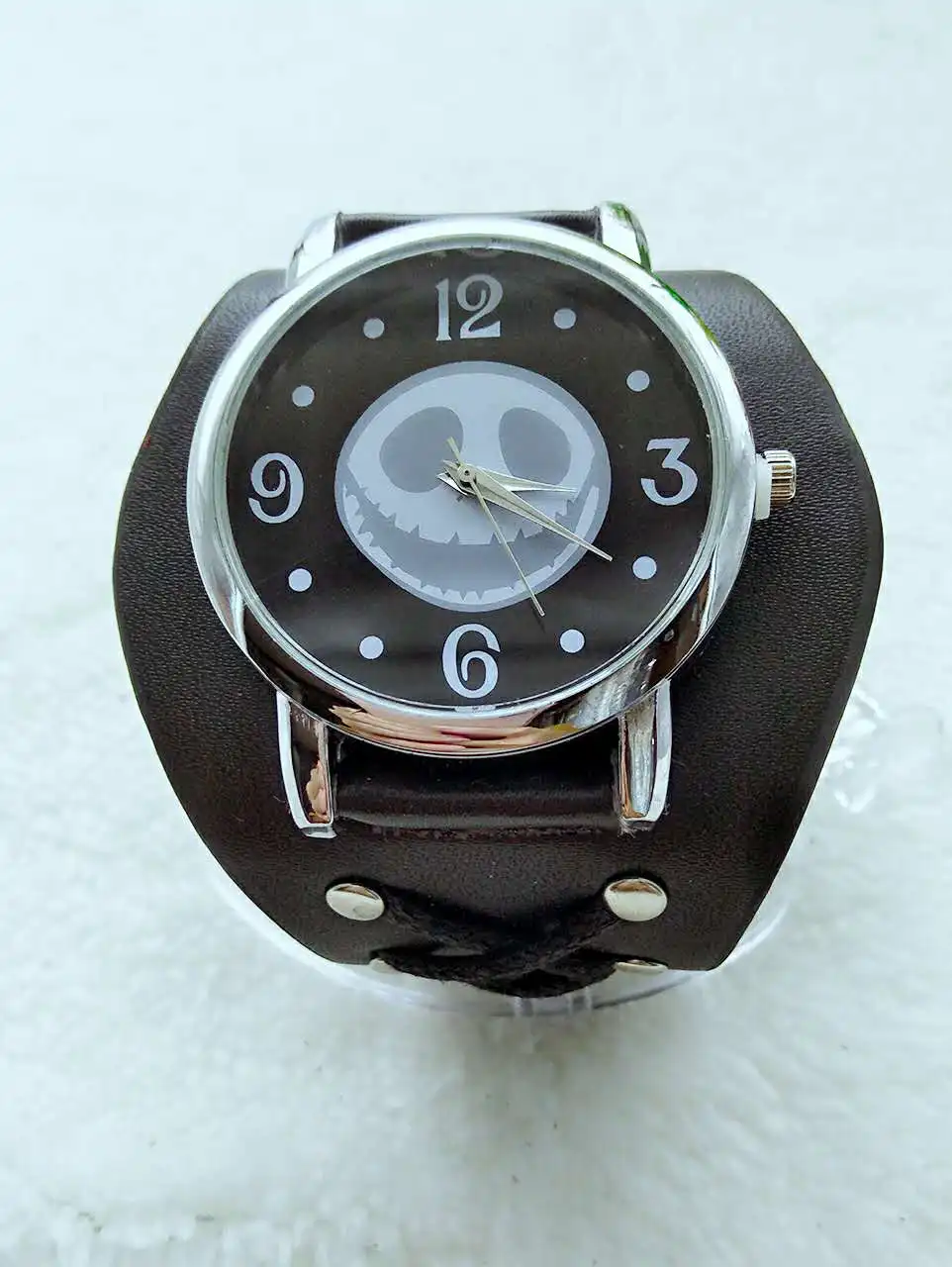 Punk Christmas leather personality men and woman Quartz hours bracelet Wrist watch gift watches P058
Punk Christmas leather personality men and woman Quartz hours bracelet Wrist watch gift watches P058