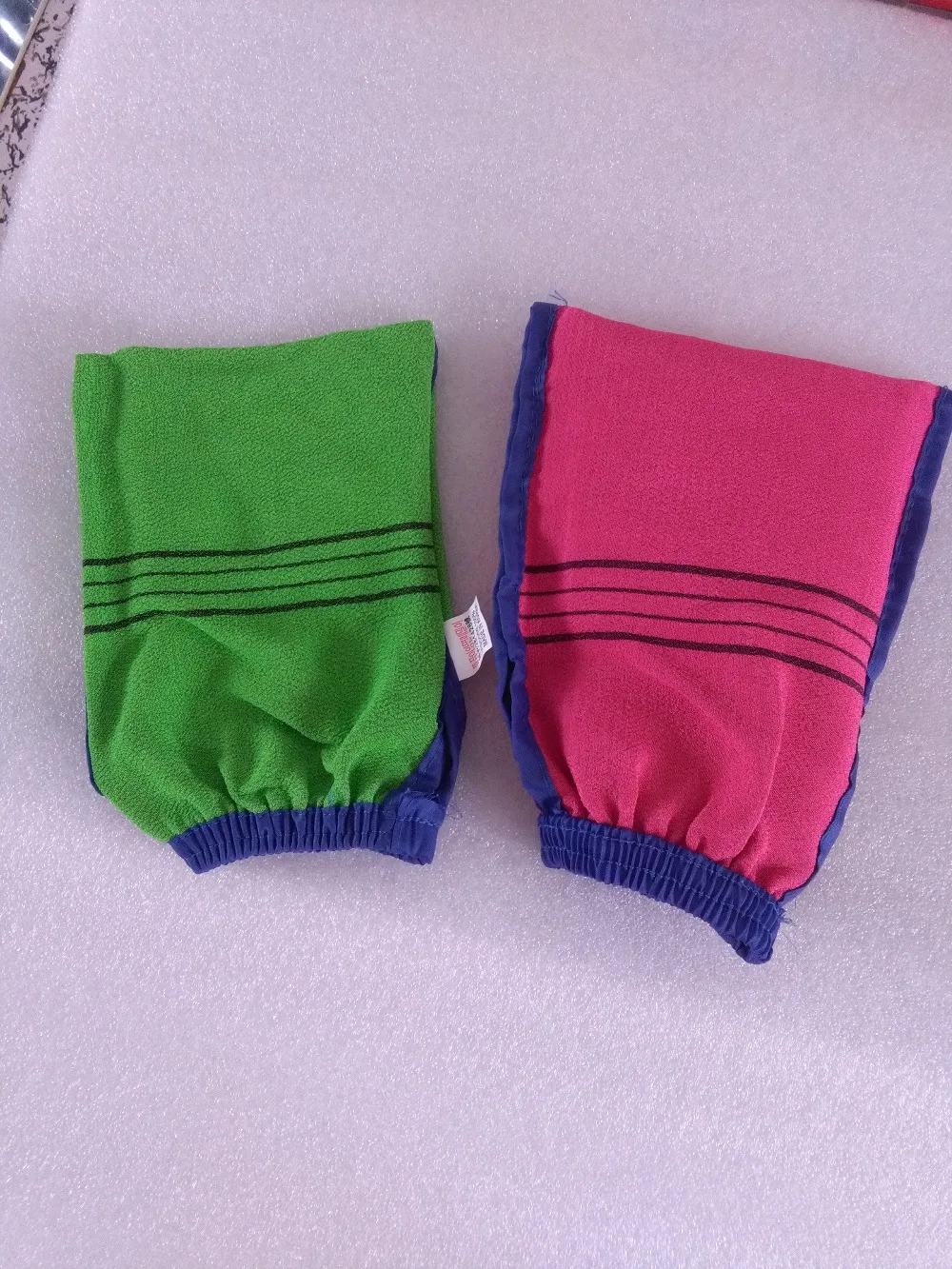 DHL 100pcs/lot High quality Double sided hammam scrub mitt magic peeling glove exfoliating tan removal mitt
DHL 100pcs/lot High quality Double sided hammam scrub mitt magic peeling glove exfoliating tan removal mitt