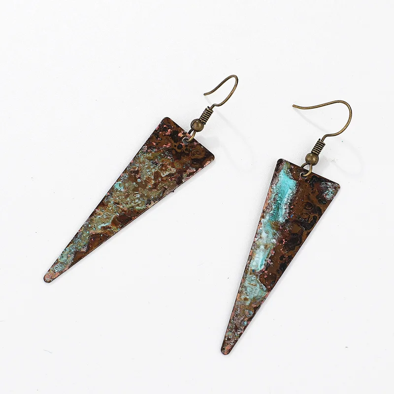 New Women Patine Drop Earrings Retro Long Bronze Earrings Triangle Pendant Bohemian Personality Ear Jewelry Accessories
New Women Patine Drop Earrings Retro Long Bronze Earrings Triangle Pendant Bohemian Personality Ear Jewelry Accessories