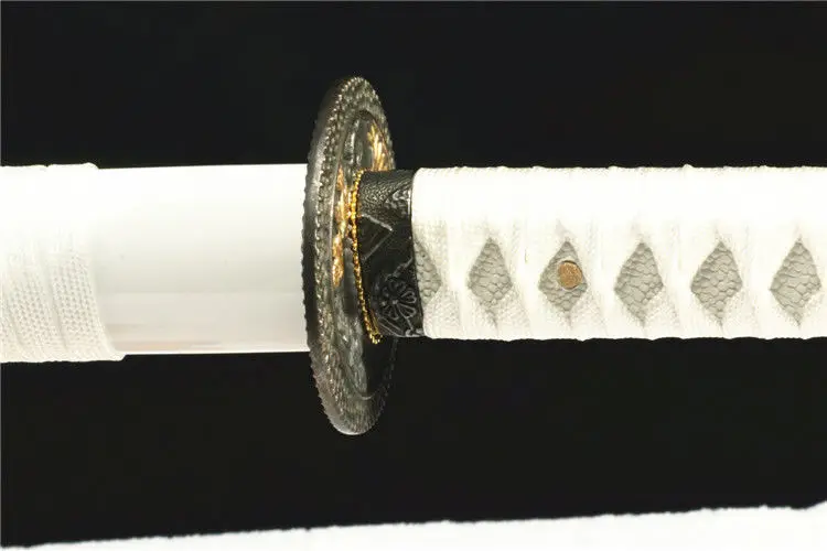 41'1060 CARBON STEEL FULL TANG DRAGON TSUBA WHITE JAPANESE SAMURAI SWORD KATANA
41'1060 CARBON STEEL FULL TANG DRAGON TSUBA WHITE JAPANESE SAMURAI SWORD KATANA