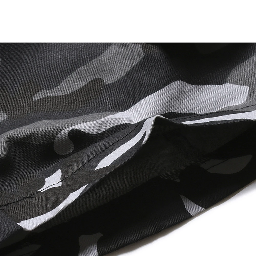 2019 summer men's overalls shorts youth vitality camouflage straight Shorts casual middle waist tidal cotton blend shorts
2019 summer men's overalls shorts youth vitality camouflage straight Shorts casual middle waist tidal cotton blend shorts