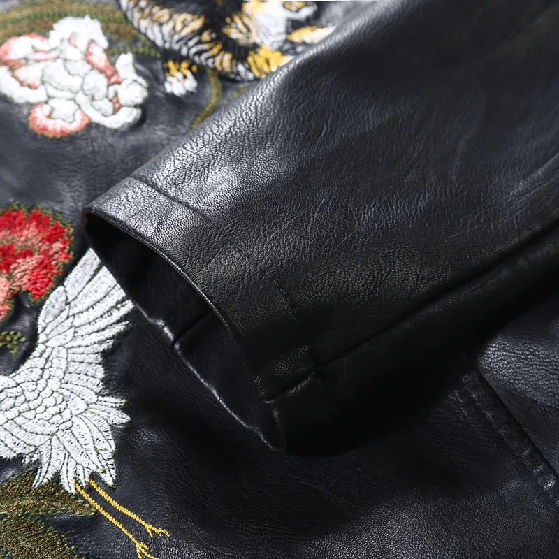 New Fashion brand Good Quality embroidery beading Rivet leather jacket Ladies Basic Motorcar Street PU Leather Jacket wj1369
New Fashion brand Good Quality embroidery beading Rivet leather jacket Ladies Basic Motorcar Street PU Leather Jacket wj1369