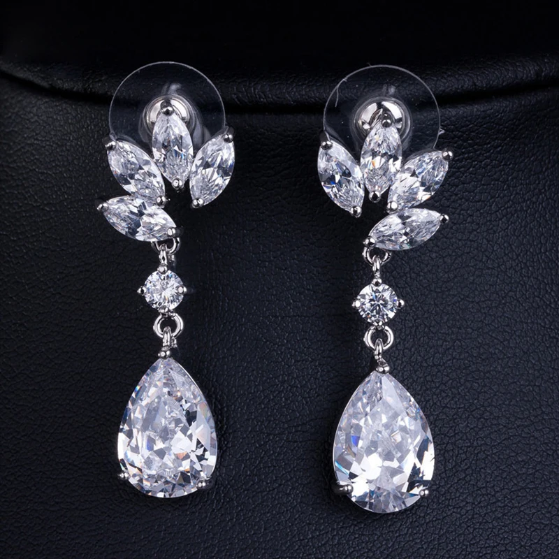 Модные серьги DOKOL с фианитами, серьги-подвески в виде груши, ААА, фианита, украшения для невесты, аксессуары DKE0016 
Модные серьги DOKOL с фианитами, серьги-подвески в виде груши, ААА, фианита, украшения для невесты, аксессуары DKE0016